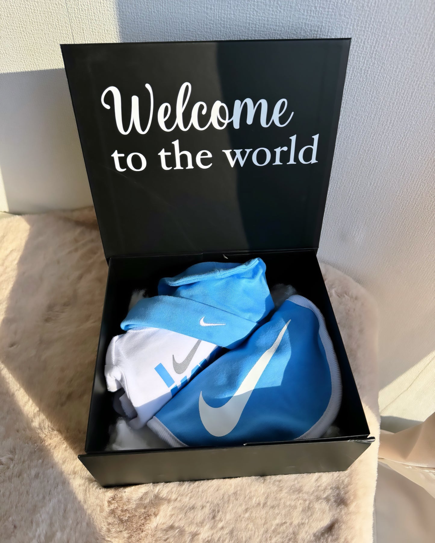 Nike Baby Giftbox – Kraamcadeau 0-6 Maanden met Rompertje Set