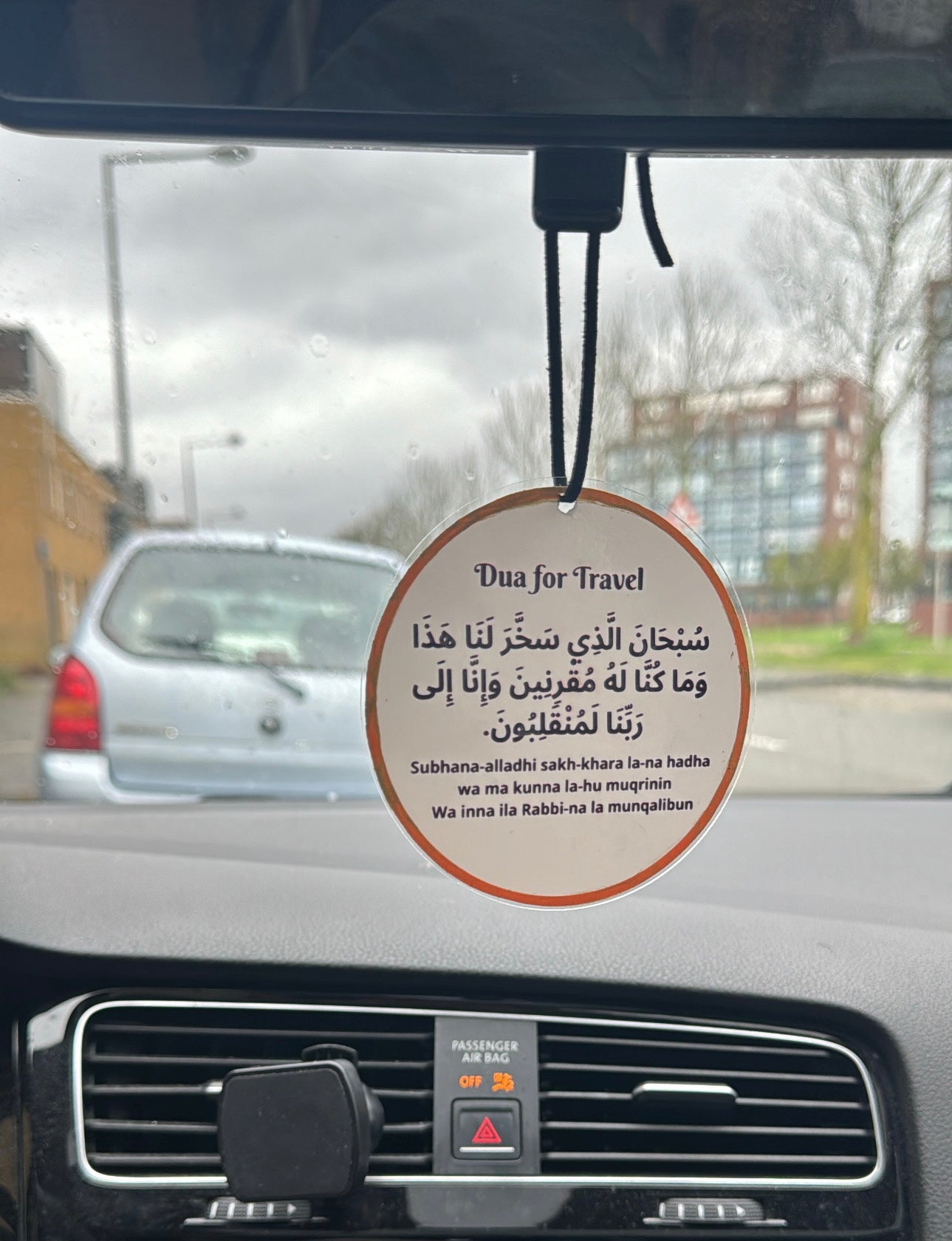Travel dua car pendant