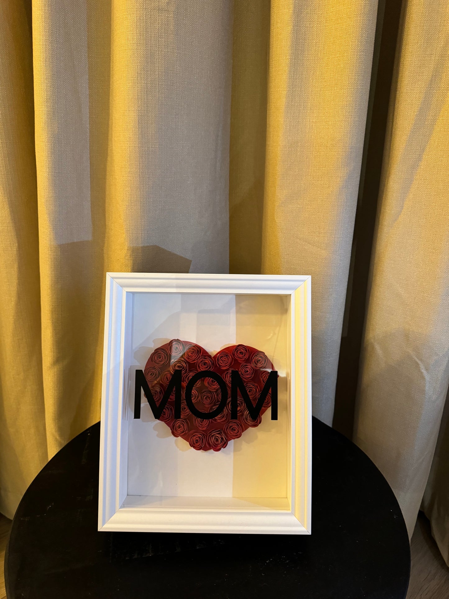 Boîte à ombres à fleurs Maman