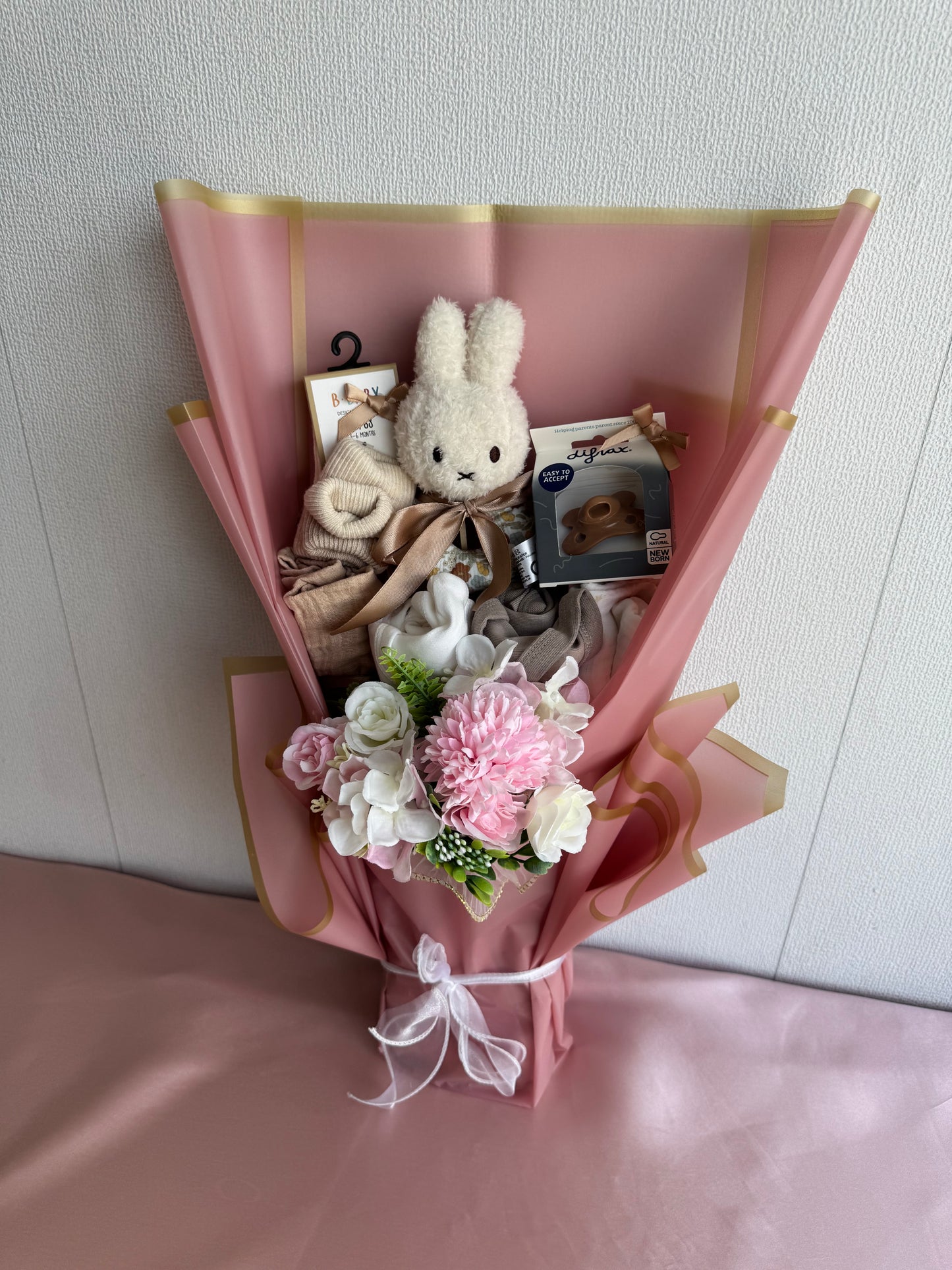 Baby Gift Boeket Nijntje Miffy incl 1 bedrukte romper