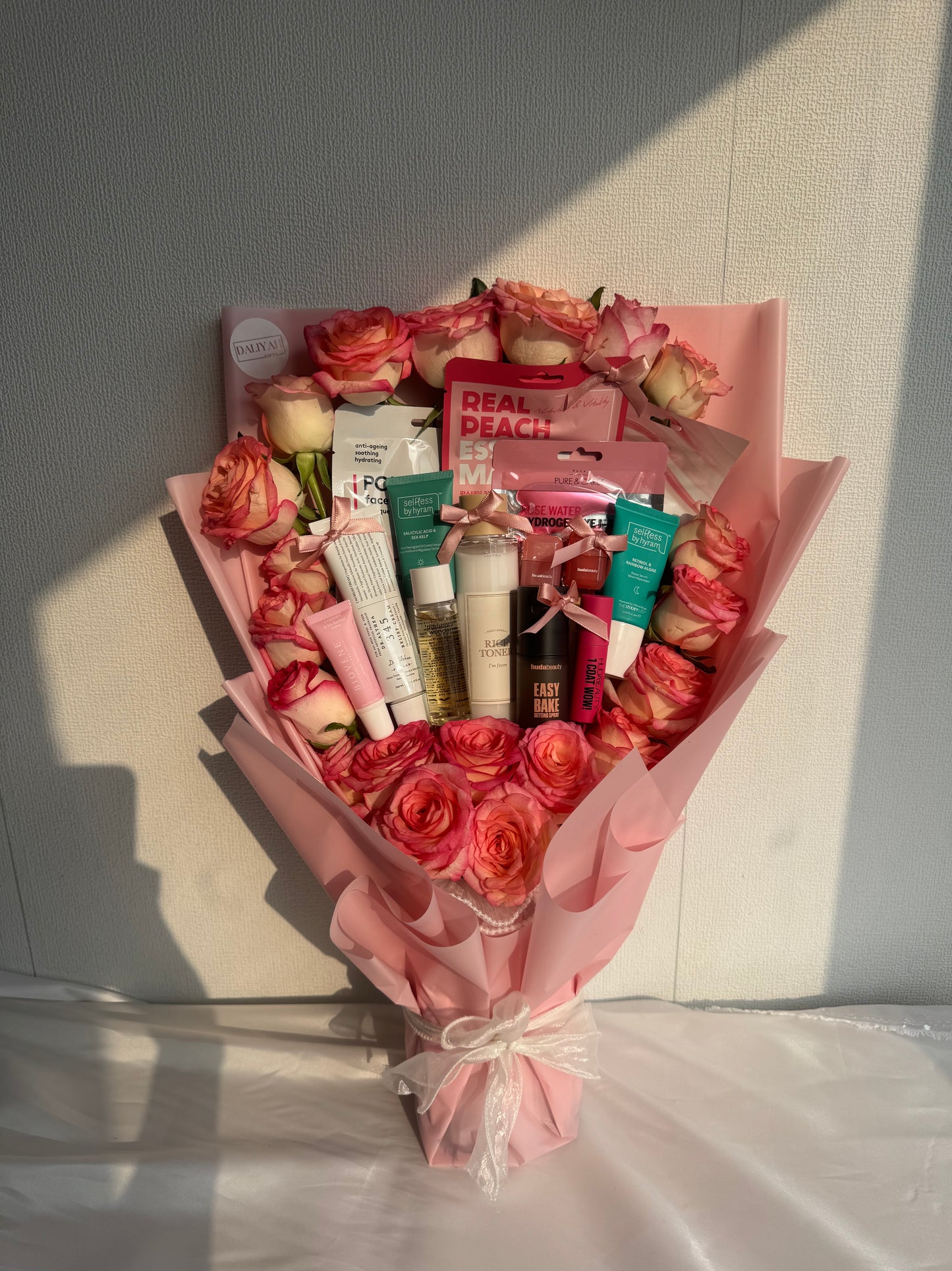 Skincare/makeup boeket 20 rozen