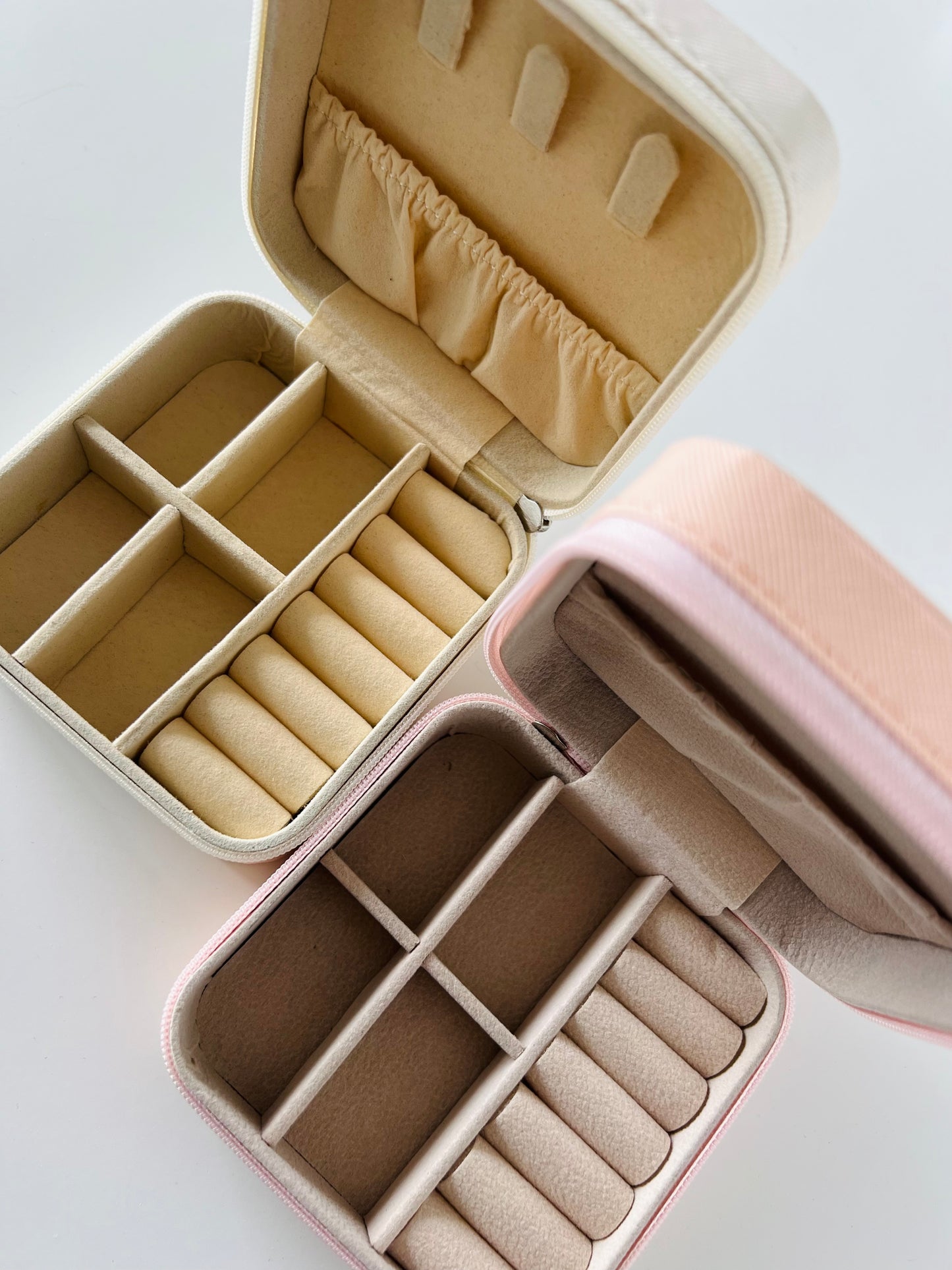 Sieraden doosje / Travel jewelry box – compact – ideaal voor ringen & kettingen