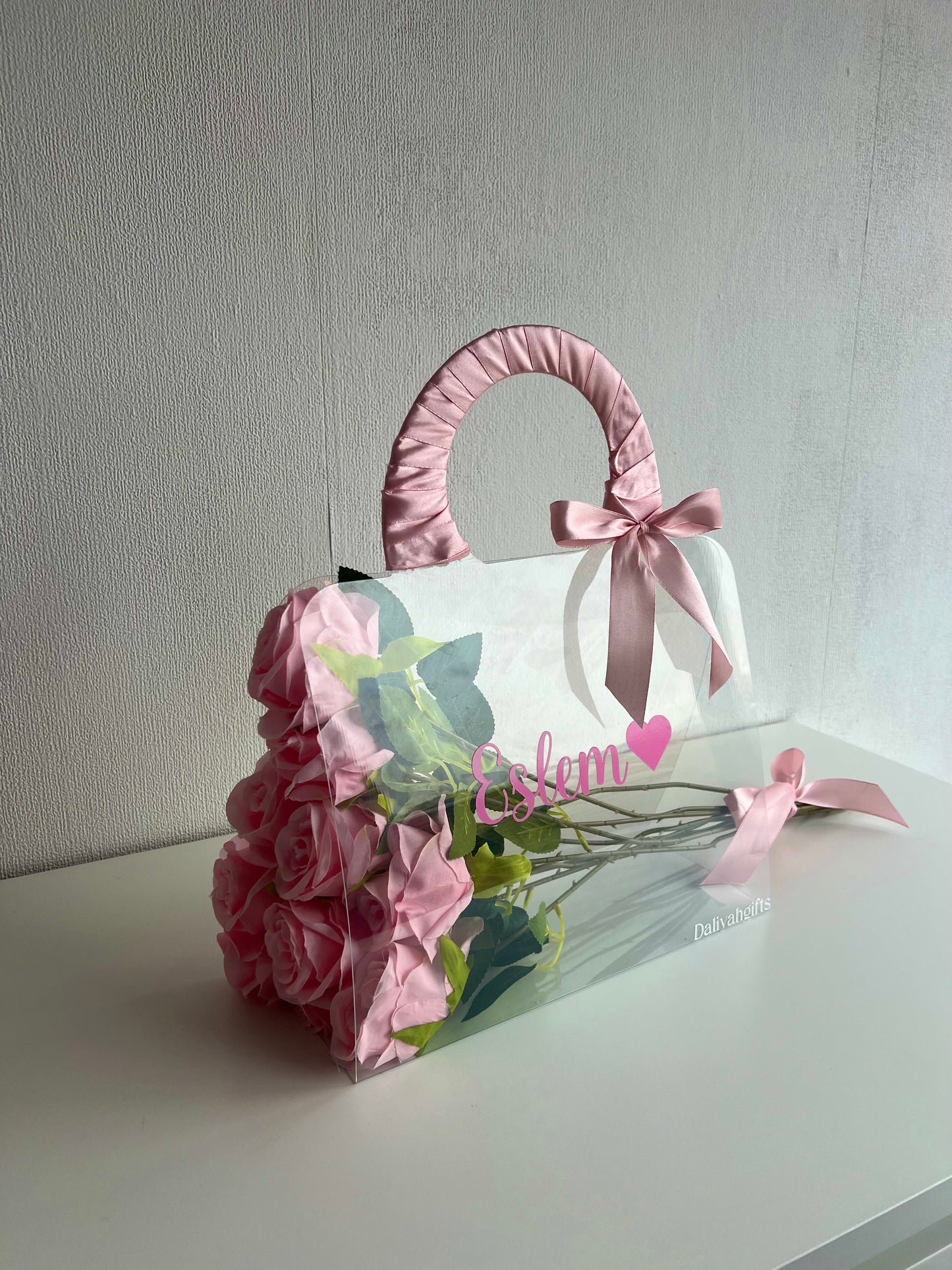 Sac de roses de luxe avec des roses éternelles