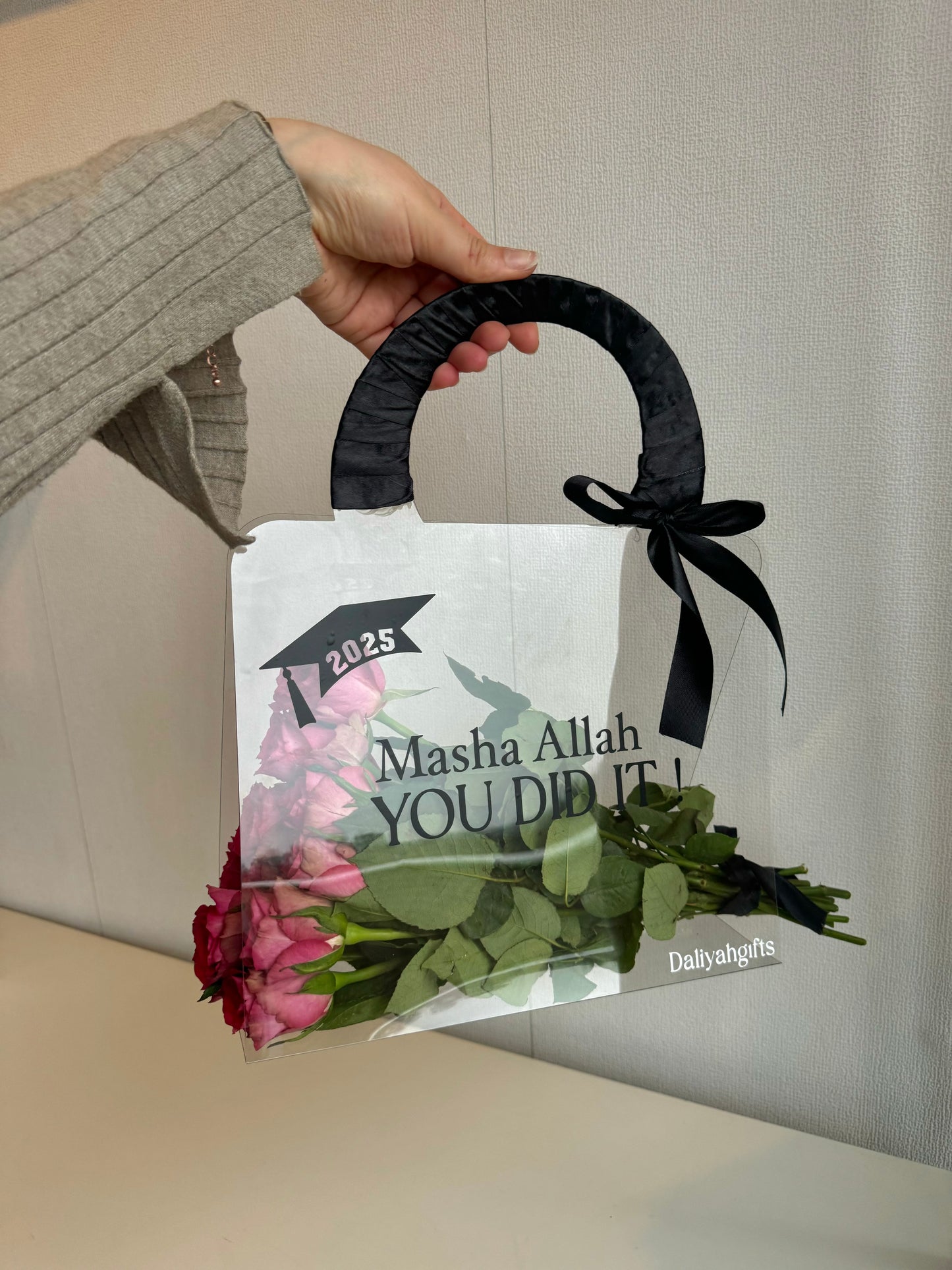 Personnalisez le sac de roses de luxe avec 10 roses