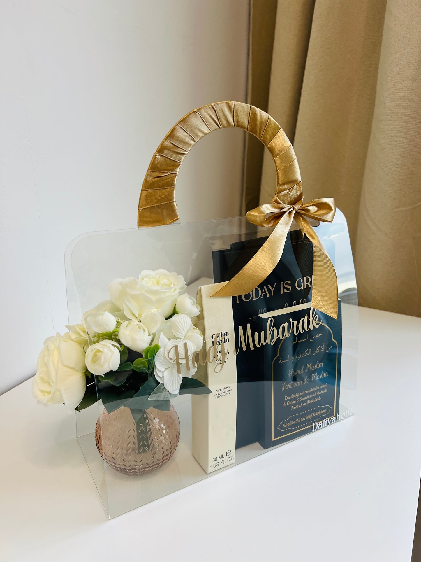 Hadj Mubarak Giftbag| Luxe cadeautas met bloemen en geur diffuser