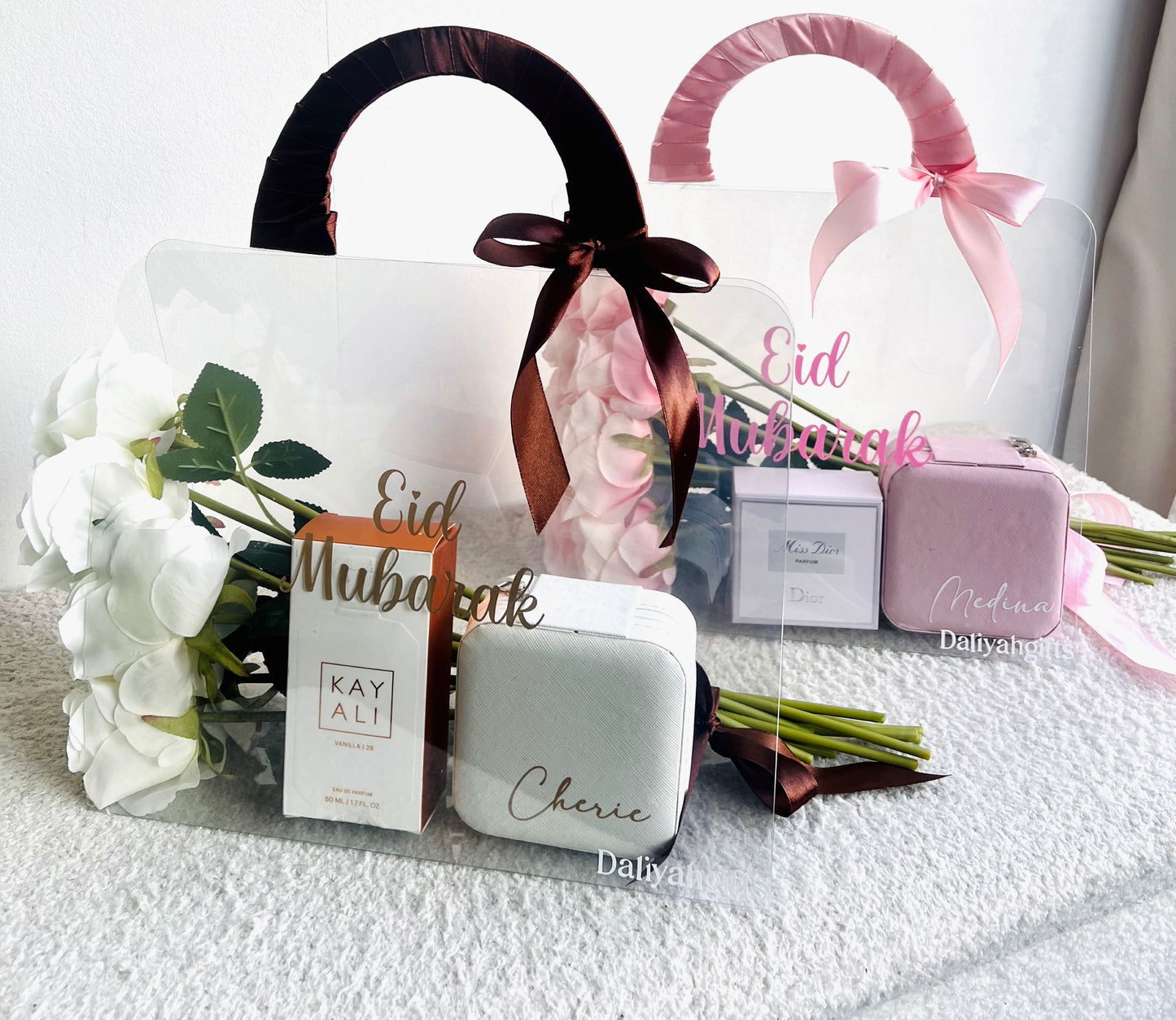 Luxury Roses Giftbag Set – Cadeauset met Rozen, Dior of Kayali Parfum